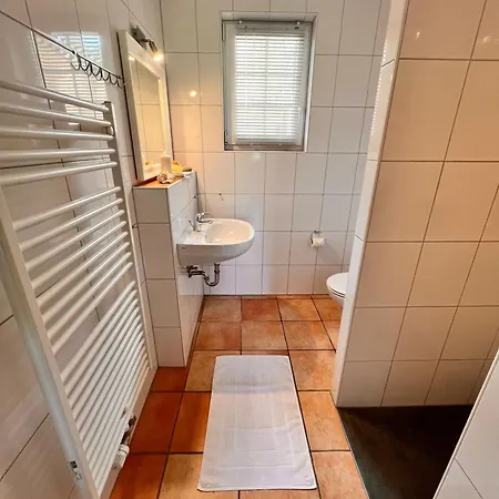 Hotel Anna - Linke Seite Dranske